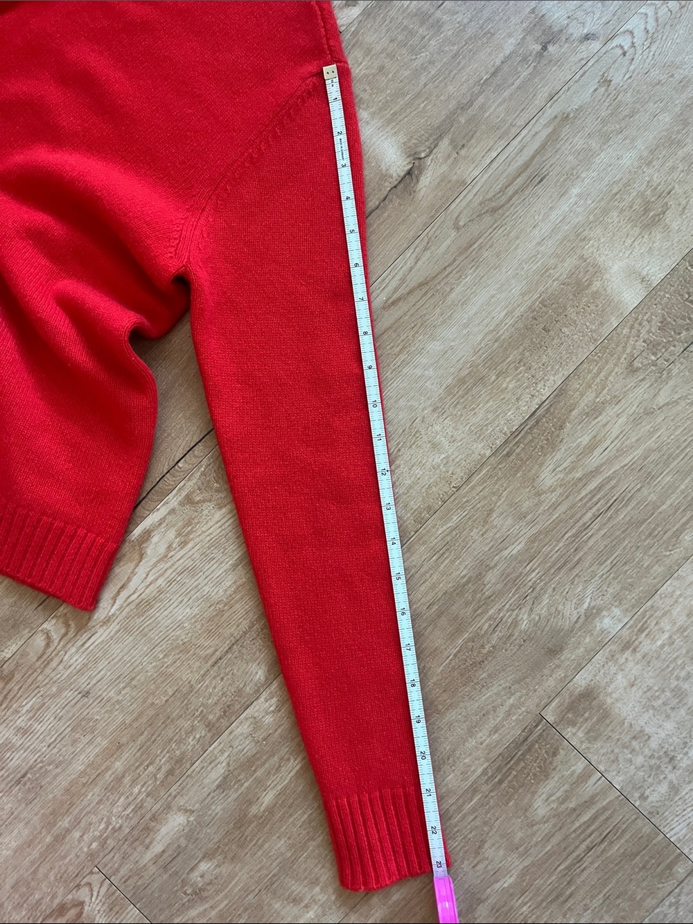 NWOT red Not Monday 100% cashmere sweater - Picture 9 of 9